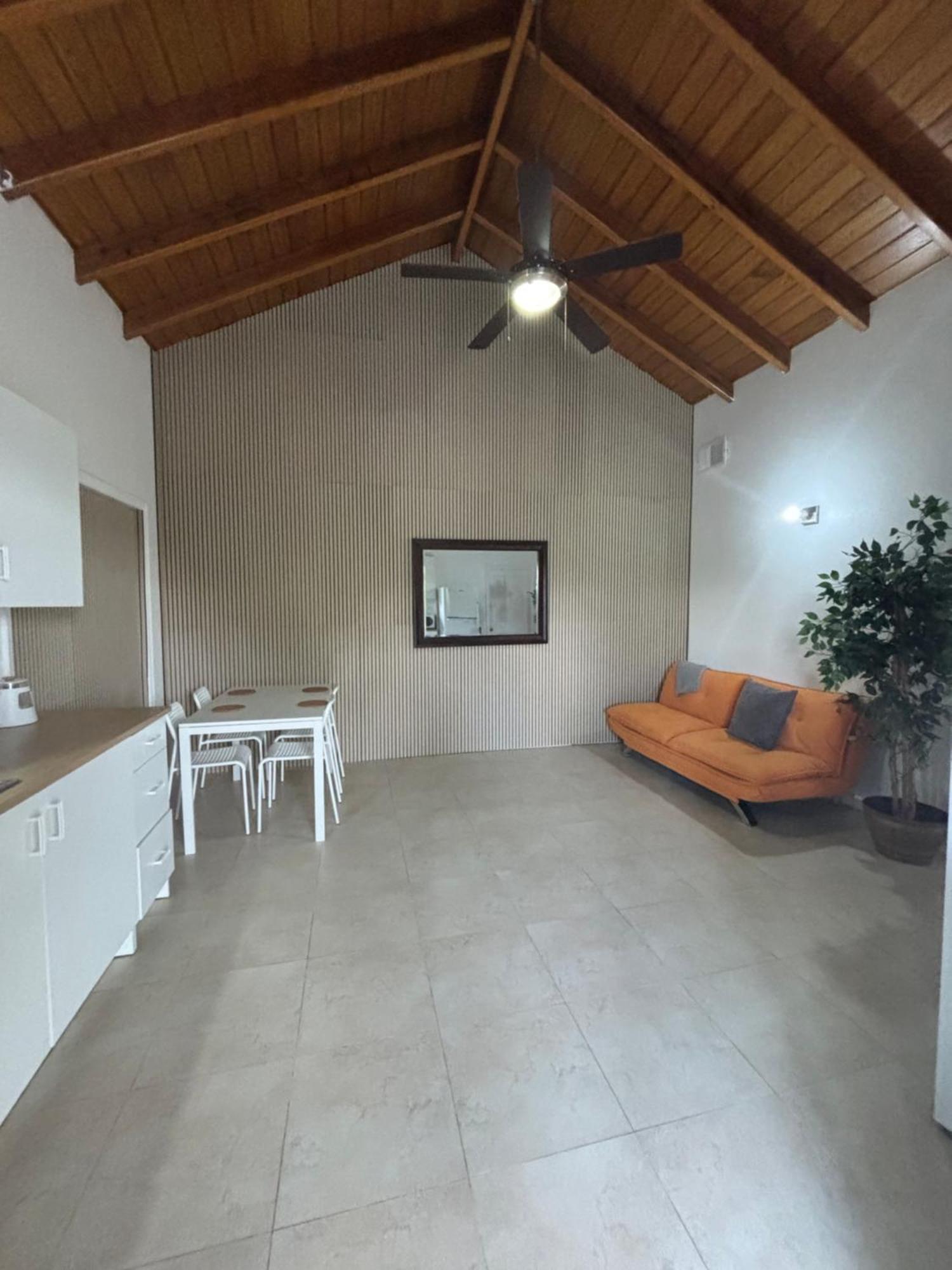 Crosbies Cabins Large Modern Space Cedar Grove Exterior foto